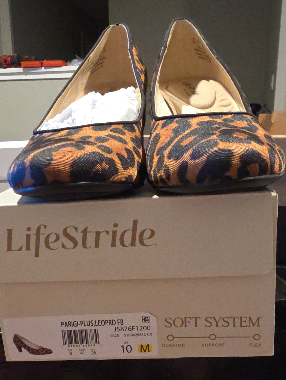 Life Stride  heel Leopard Print  in Orange and Black